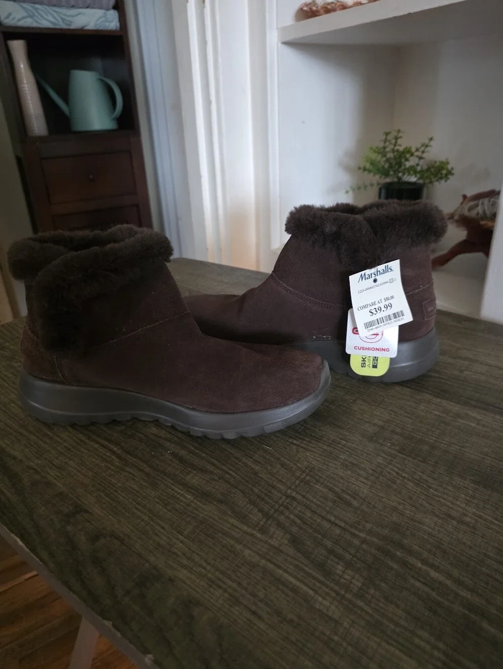 Skechers Women’s Dark Brown Faux-Fur Ankle Winter Boots